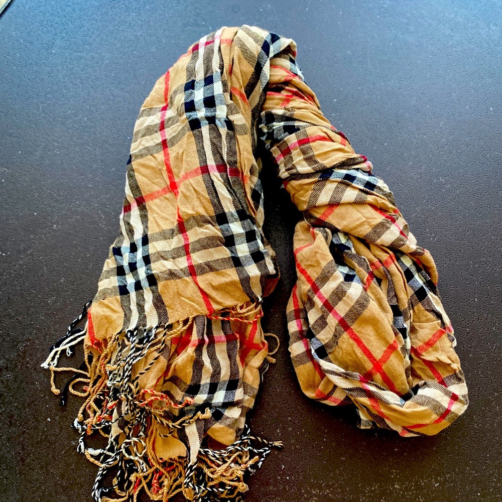 Vintage Burberry novacheck scarf